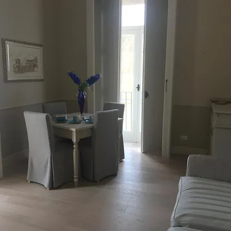 Palazzo Vittoli Bed & Breakfast