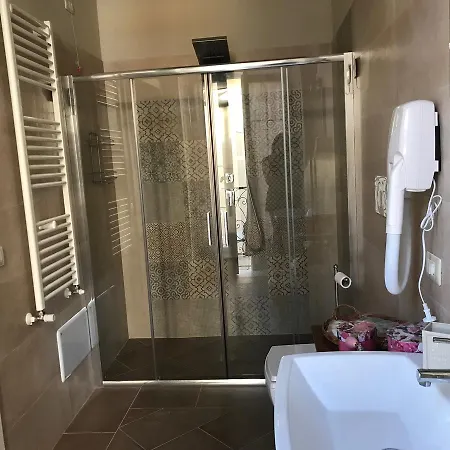 Palazzo Vittoli 3*