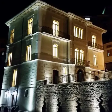 Bed & Breakfast Palazzo Vittoli 3*