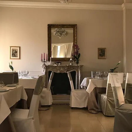 Palazzo Vittoli Bed & Breakfast